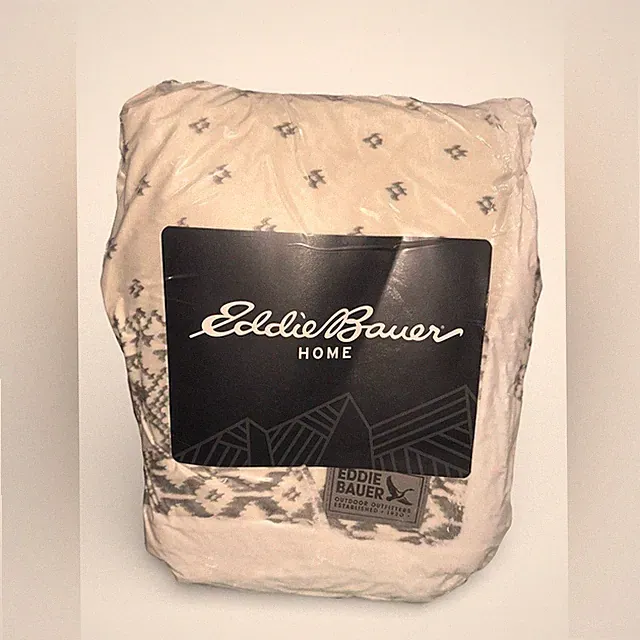 EDDIE BAUER Fair Isle Peak Ultra SP/Sherpa Throw Cream and Gray Ultra Soft NEW