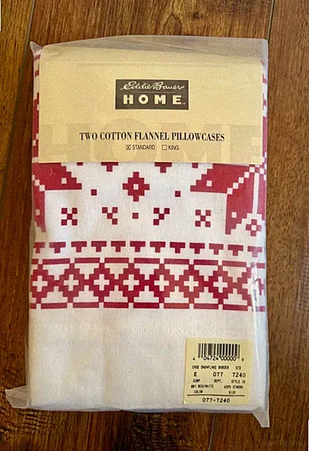 Eddie Bauer Home Flannel Pillowcases Snowflake Border Holiday Red White Set of 2