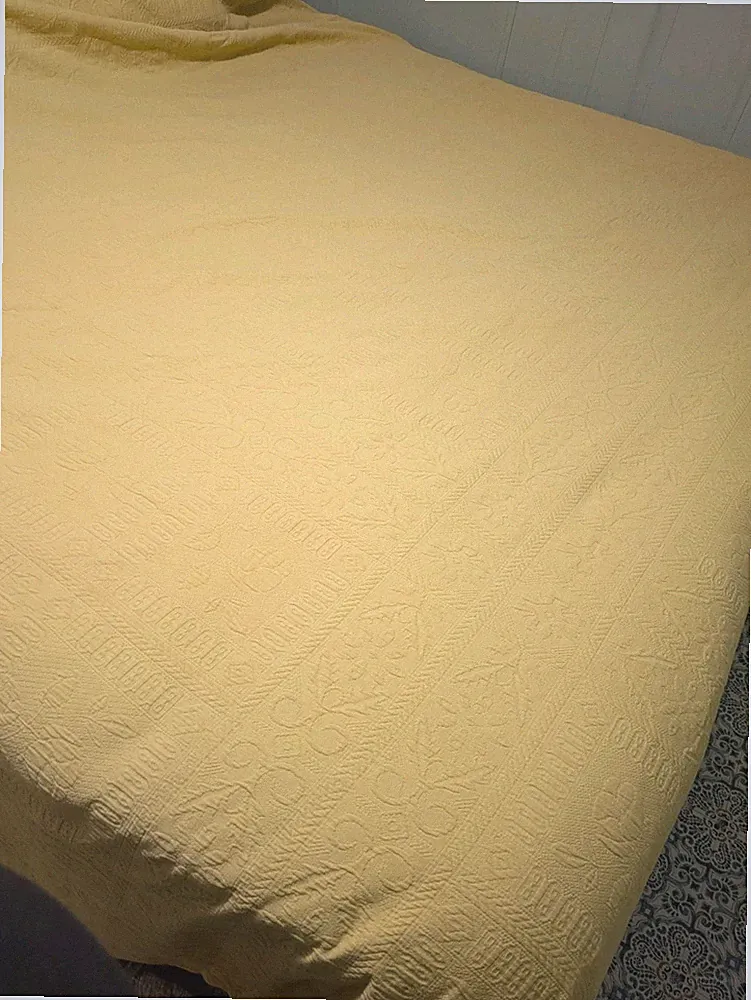 Eddie Bauer Home King Size Yellow Cotton Matelasse Duvet Cover & Shams