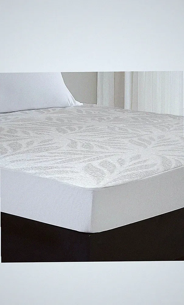 Eddie Bauer Knit Mattress Pad - King Size