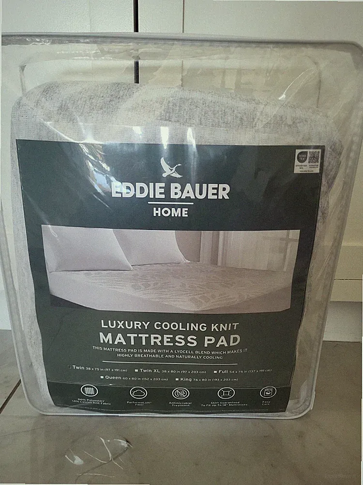 Eddie Bauer Luxury Cooling Knit Mattress Pad Twin