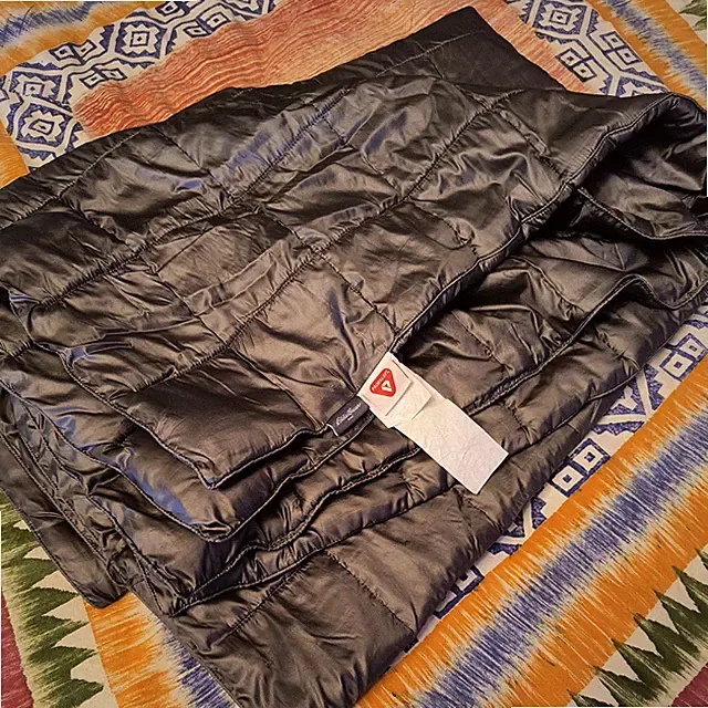 Eddie Bauer PRIMALOFT Packable Thermal Throw Blanket 56x68 Gray
