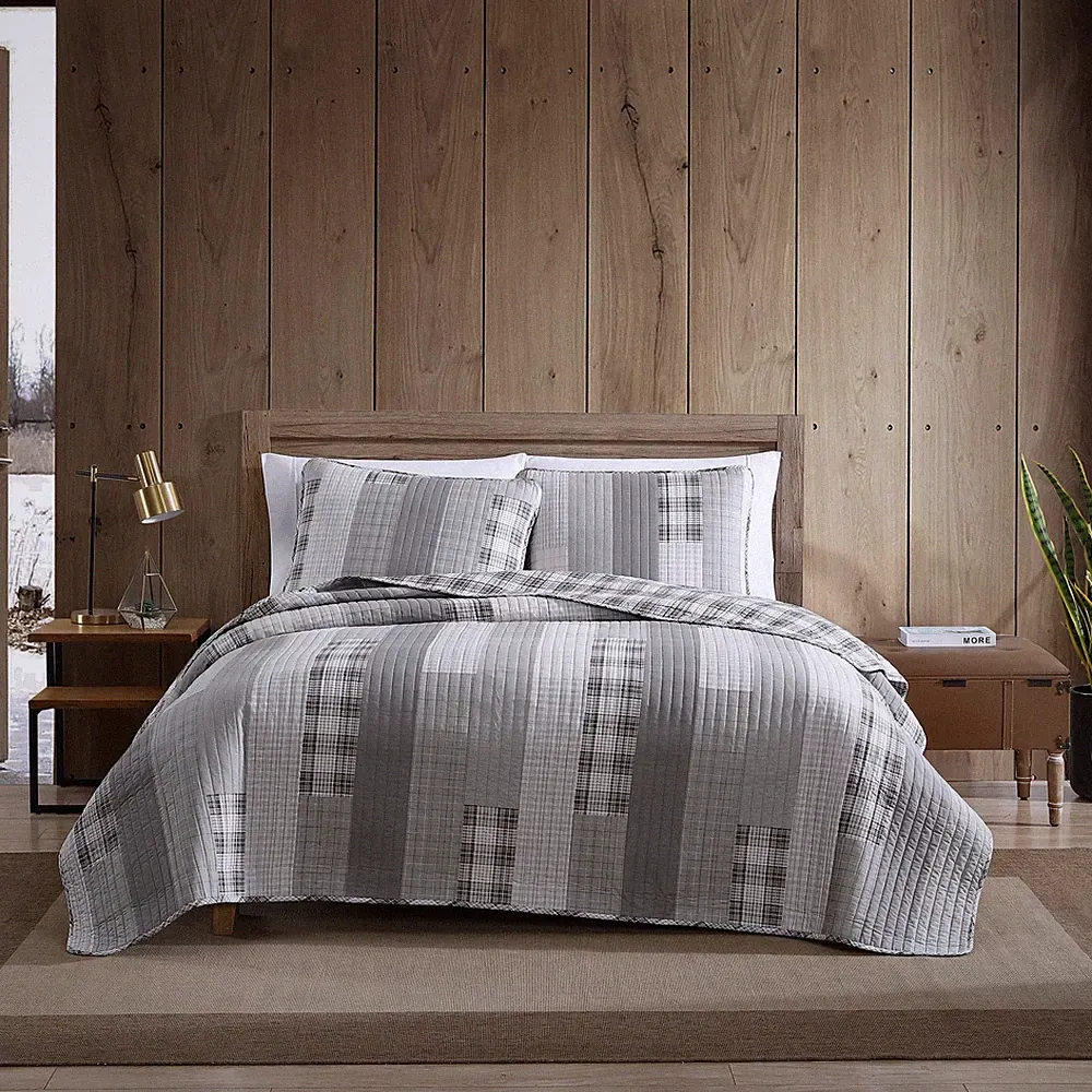 Eddie Bauer - Queen Quilt Set, Cotton Reversible Bedding Queen, Fairview Grey